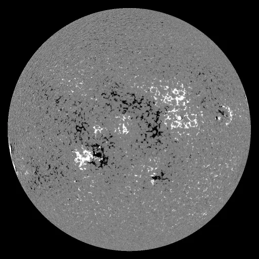 Solar Magnetic Fields