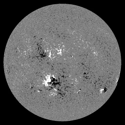 Solar Magnetic Fields