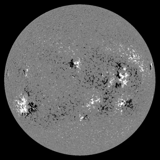 Solar Magnetic Fields