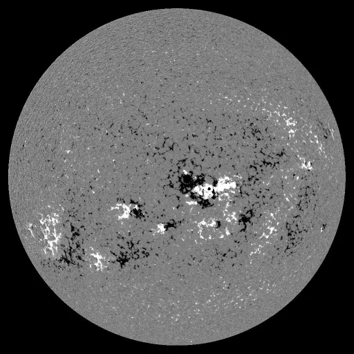 Solar Magnetic Fields