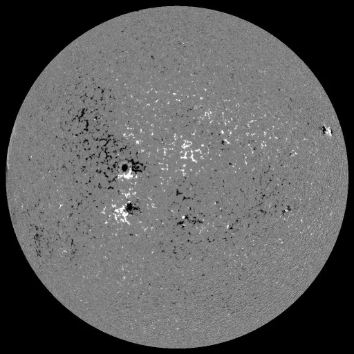 Solar Magnetic Fields