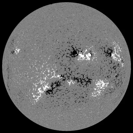 Solar Magnetic Fields