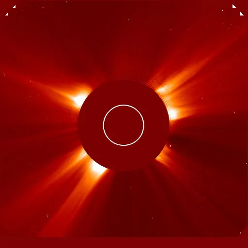 Ближняя корона Солнца