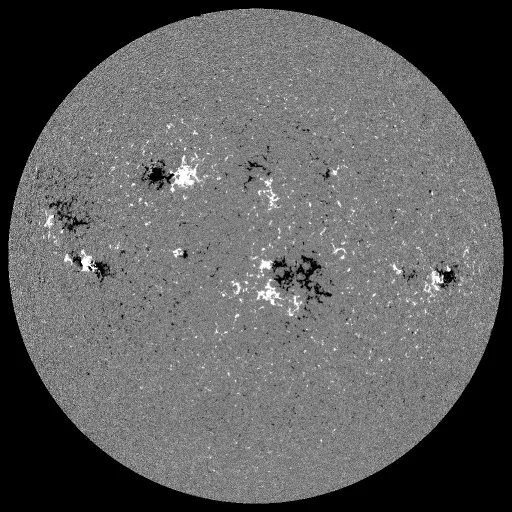 Solar Magnetic Fields