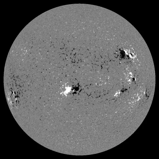 Solar Magnetic Fields