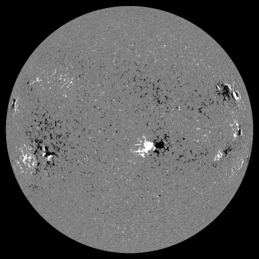 Solar Magnetic Fields