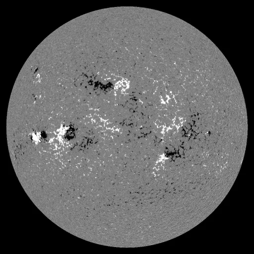 Solar Magnetic Fields