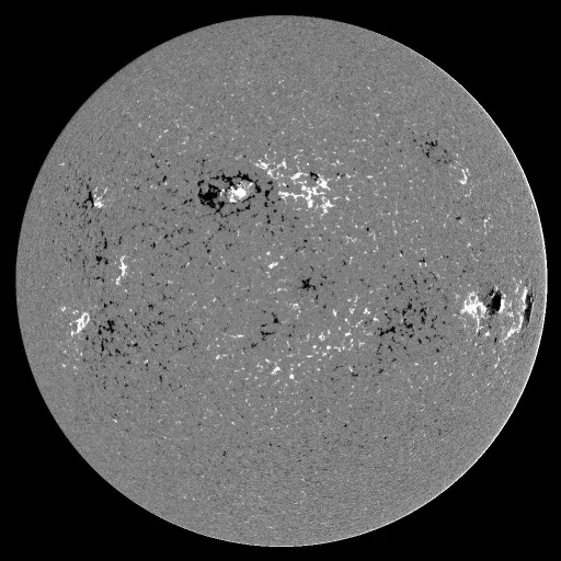 Solar Magnetic Fields