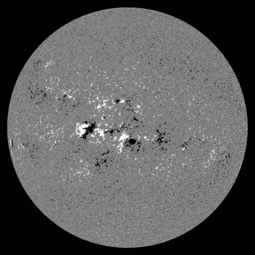 Solar Magnetic Fields