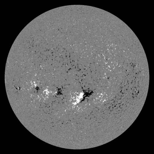 Solar Magnetic Fields