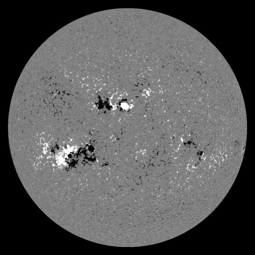 Solar Magnetic Fields