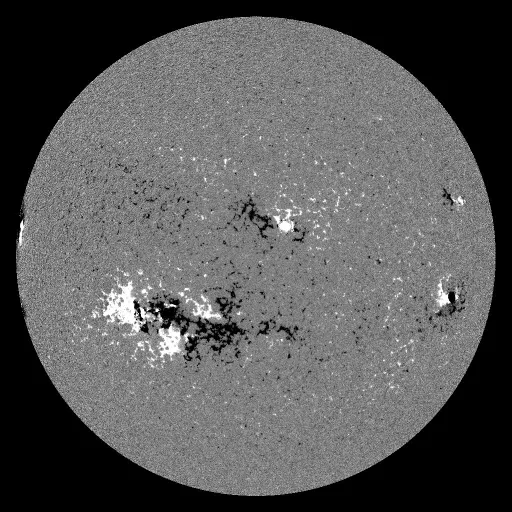 Solar Magnetic Fields