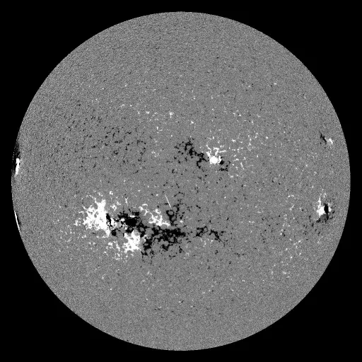 Solar Magnetic Fields