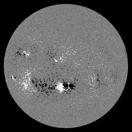 Solar Magnetic Fields