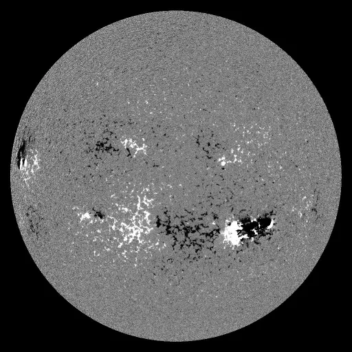 Solar Magnetic Fields