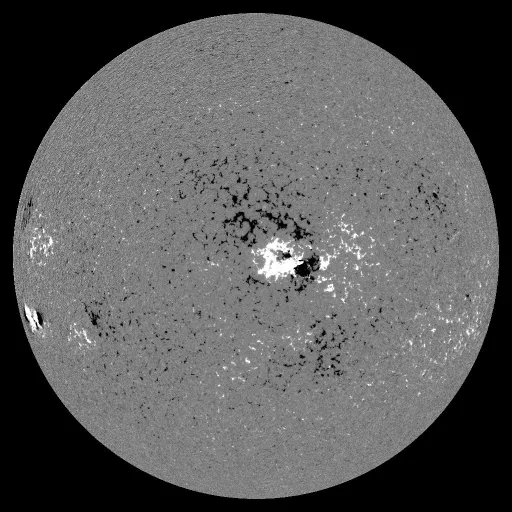 Solar Magnetic Fields
