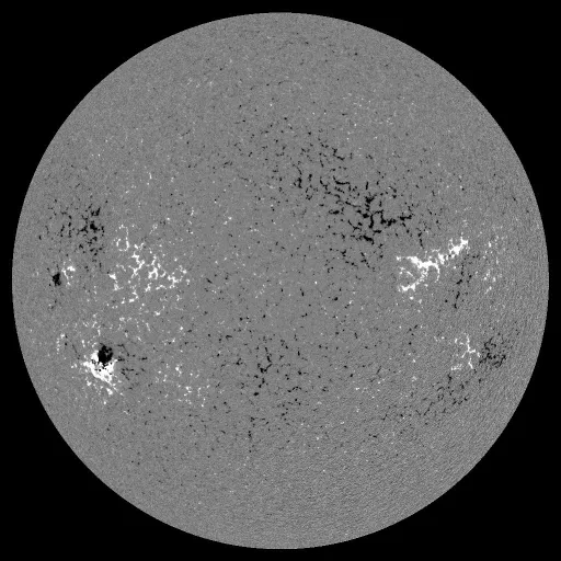 Solar Magnetic Fields