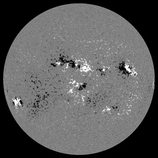 Solar Magnetic Fields