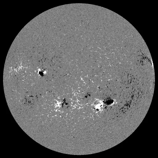 Solar Magnetic Fields