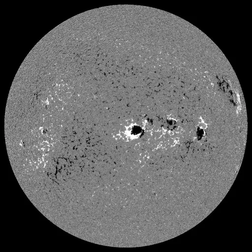 Solar Magnetic Fields