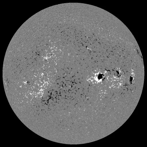 Solar Magnetic Fields