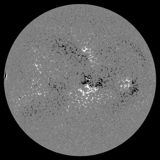 Solar Magnetic Fields