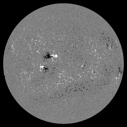 Solar Magnetic Fields