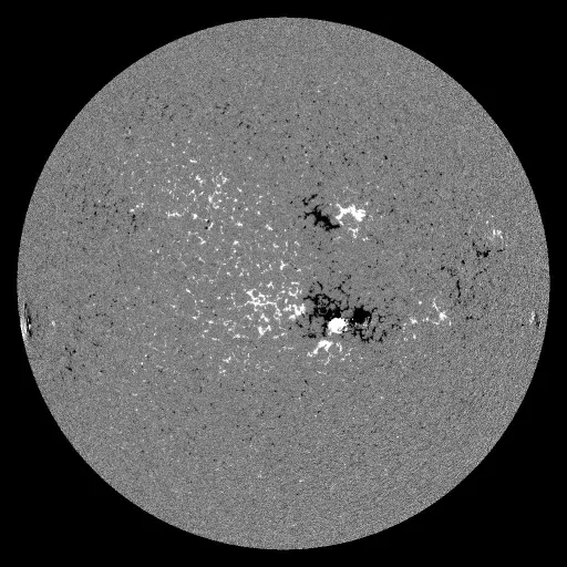 Solar Magnetic Fields