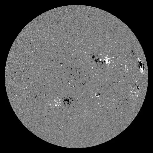 Solar Magnetic Fields