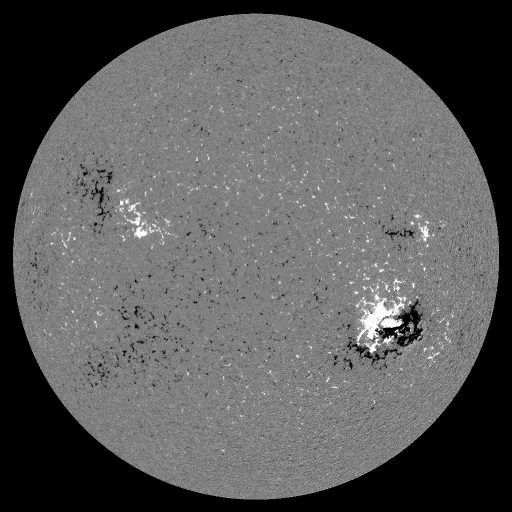Solar Magnetic Fields
