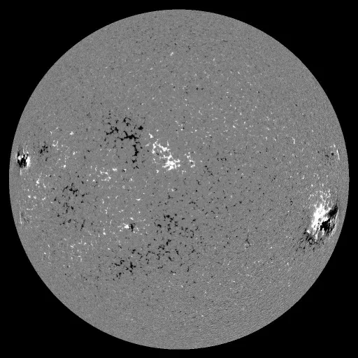 Solar Magnetic Fields