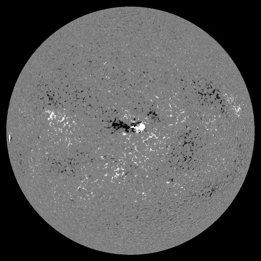 Solar Magnetic Fields