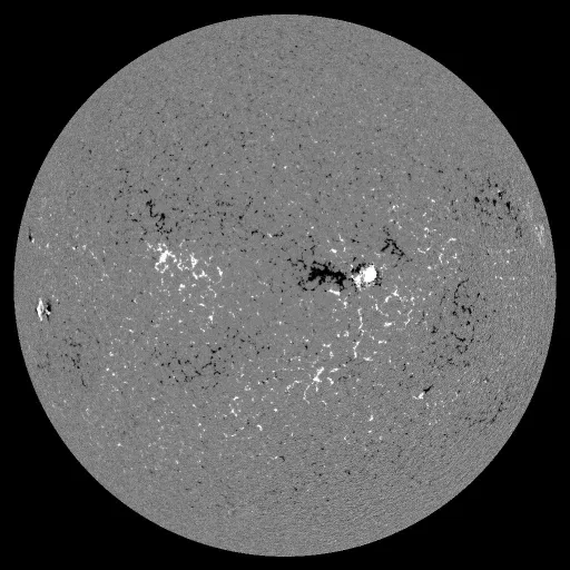 Solar Magnetic Fields