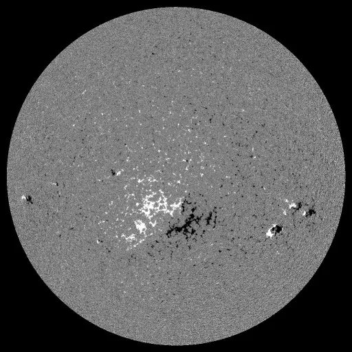 Solar Magnetic Fields