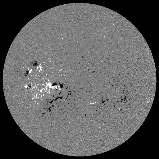 Solar Magnetic Fields