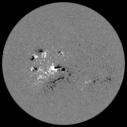 Solar Magnetic Fields