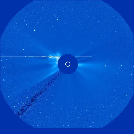 Дальняя корона Солнца