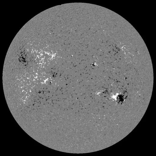 Solar Magnetic Fields