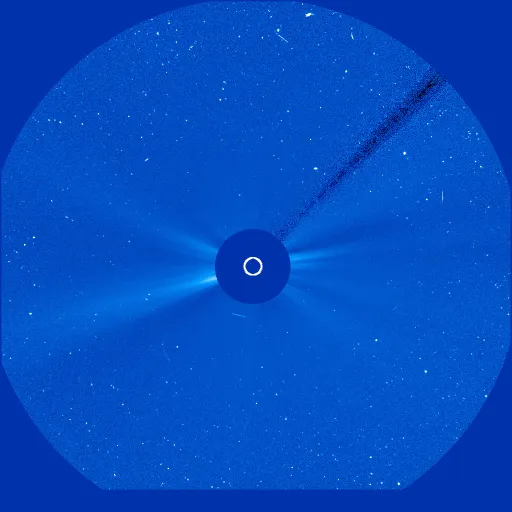 Дальняя корона Солнца