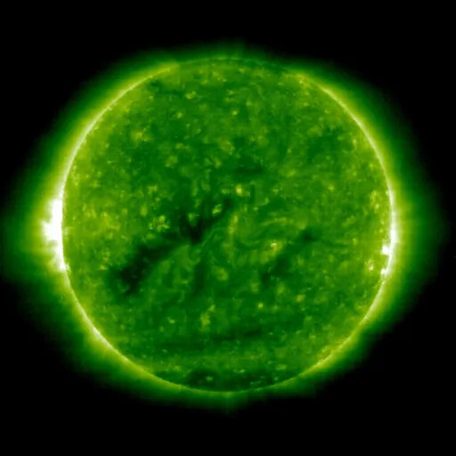 Корональные дыры