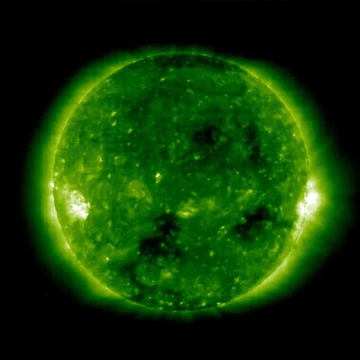 Корональные дыры
