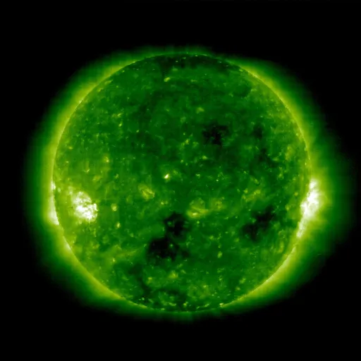 Корональные дыры
