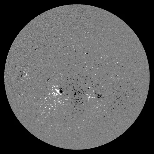 Solar Magnetic Fields