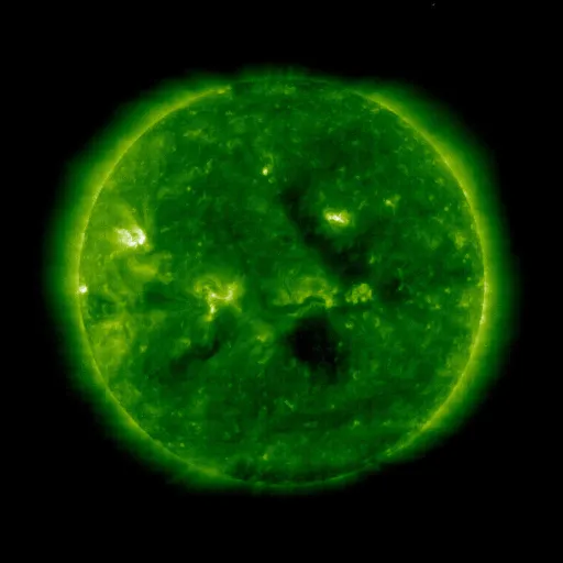 Корональные дыры