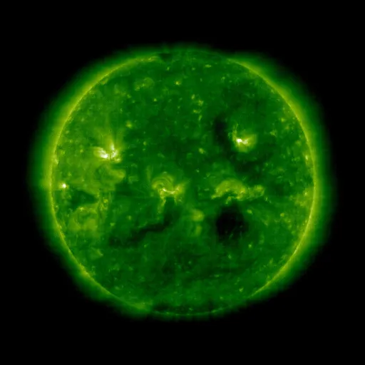 Корональные дыры
