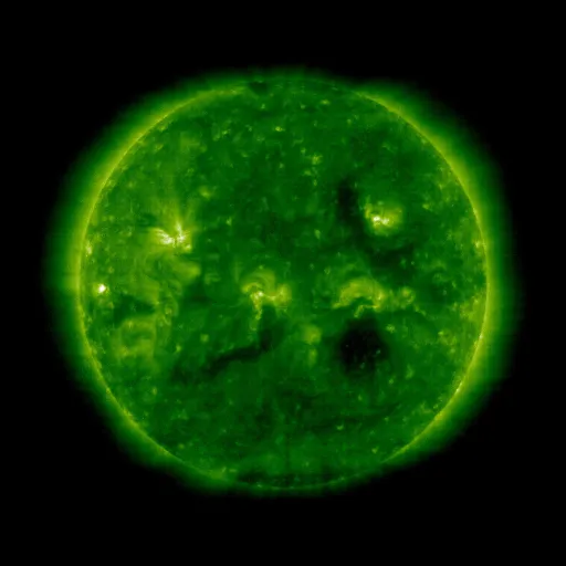 Корональные дыры