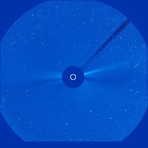 Дальняя корона Солнца