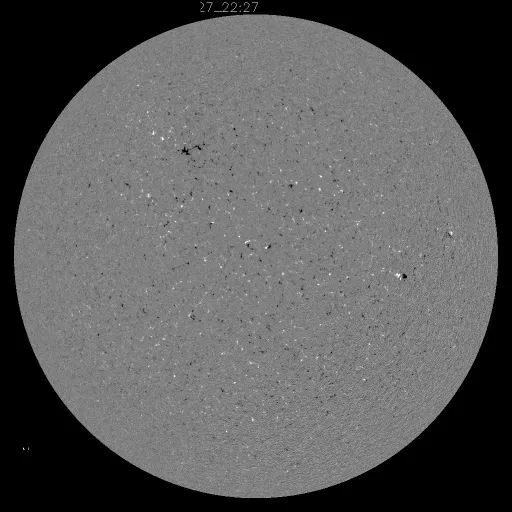 Solar Magnetic Fields