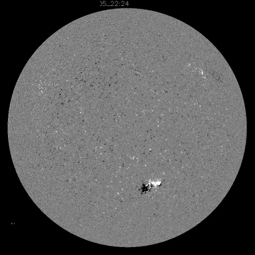 Solar Magnetic Fields