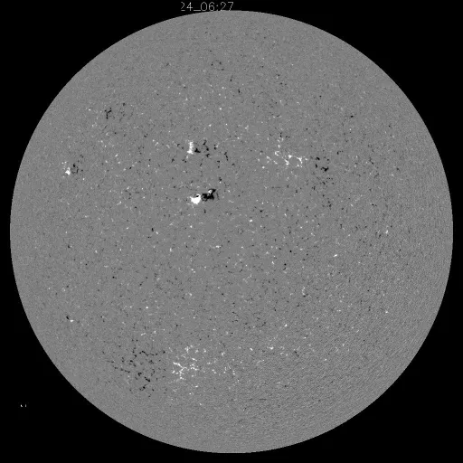Solar Magnetic Fields
